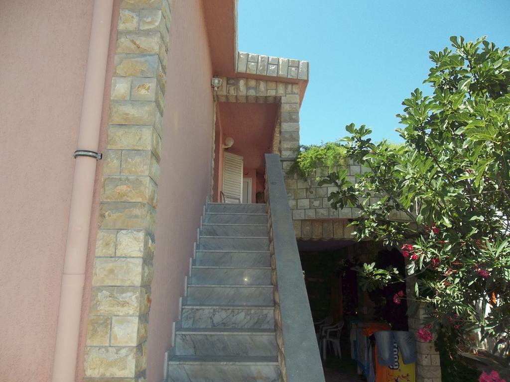 Apartmani Mira 维尔 外观 照片