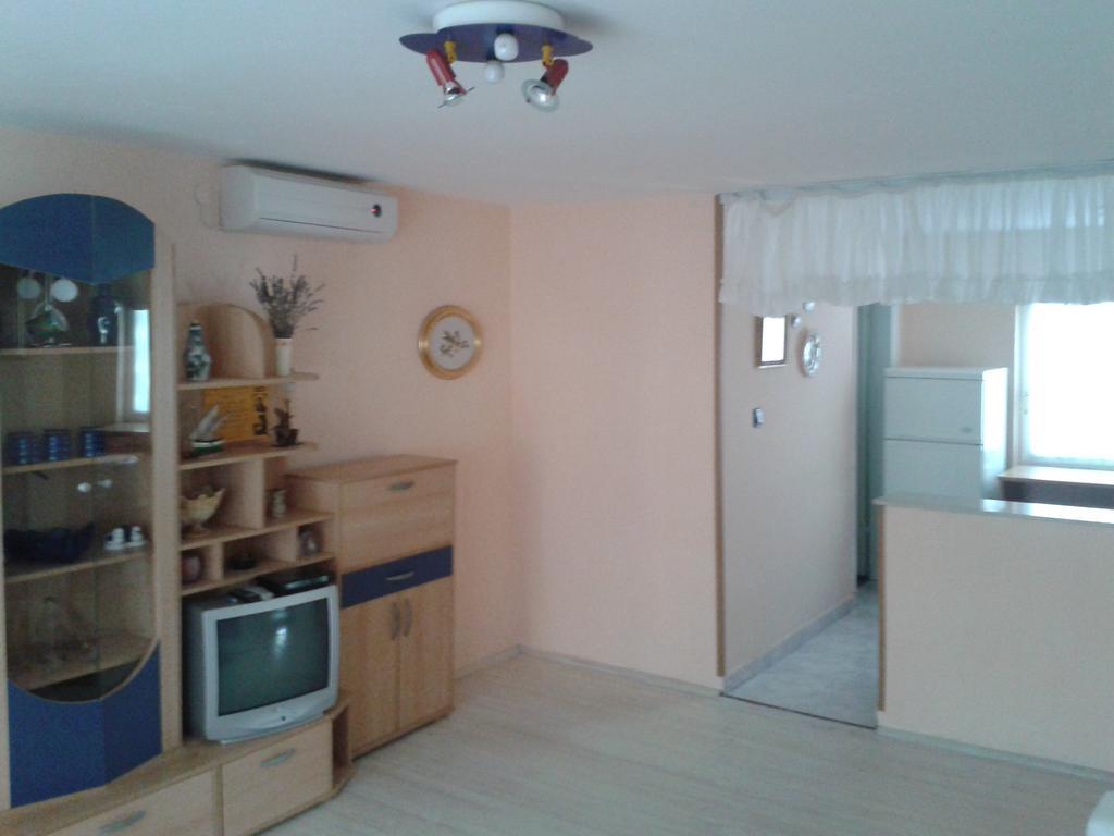 Apartmani Mira 维尔 外观 照片